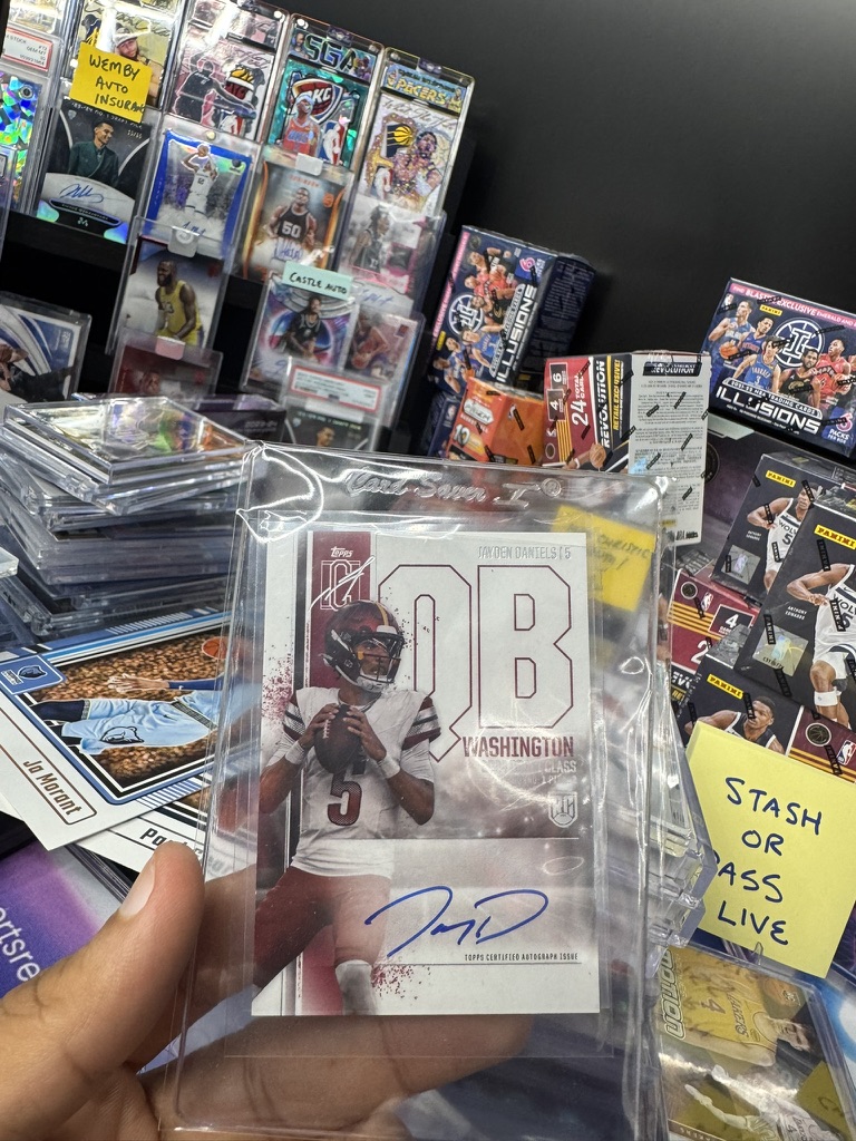@edgarama's Jayden Daniels Topps Chrome Auto